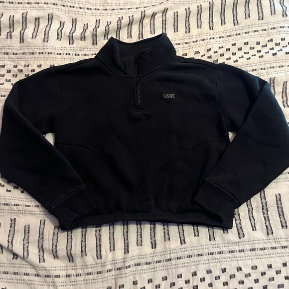 Vans Jackets & Blazers - Vans Off the Wall Black half zip up, size S